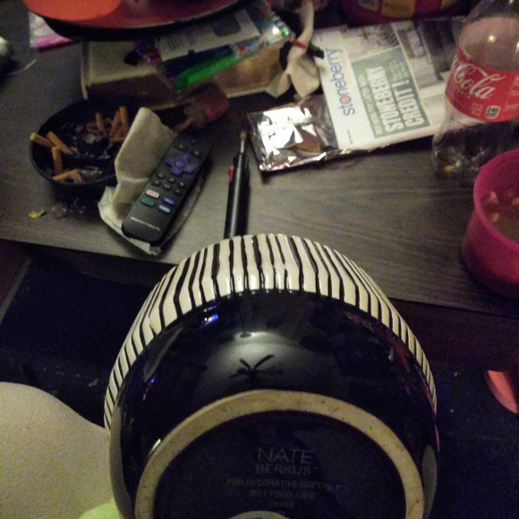 Vase - Picture 5 of 5